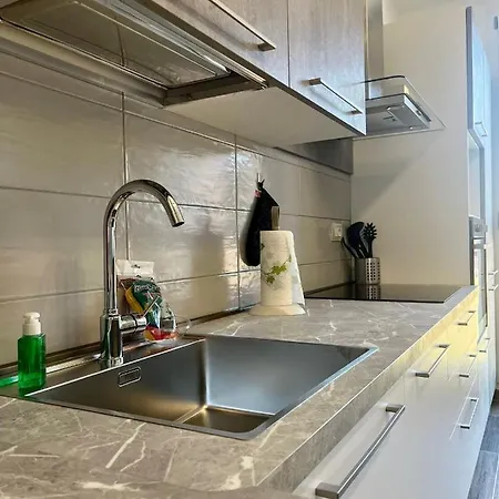 Sweet 051 Apartman Bologna